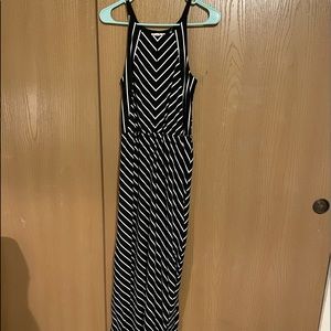 New XSmall Black/White Maxi Dress
